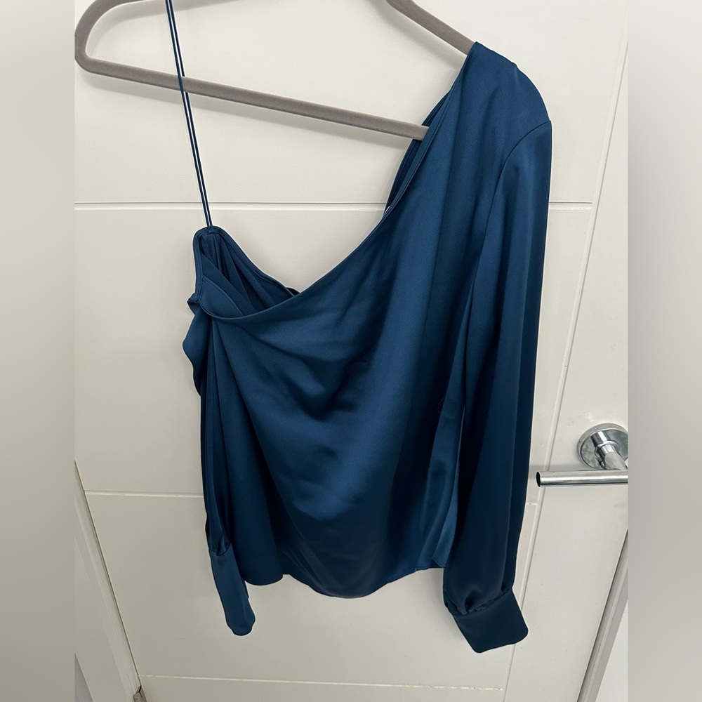 Jonathan Simkahi off the shoulder top